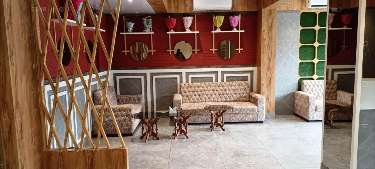 Hotel Adiraj Residency Navi Mumbai Eksteriør billede
